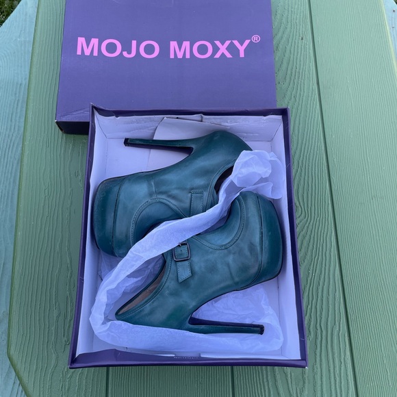 Mojo Moxy 5 inch high heels sz8 - Picture 10 of 10